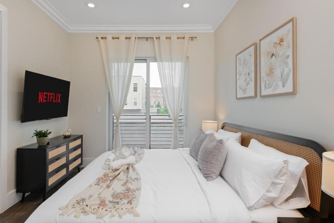 Photo of Bedroom in McGinley Square
