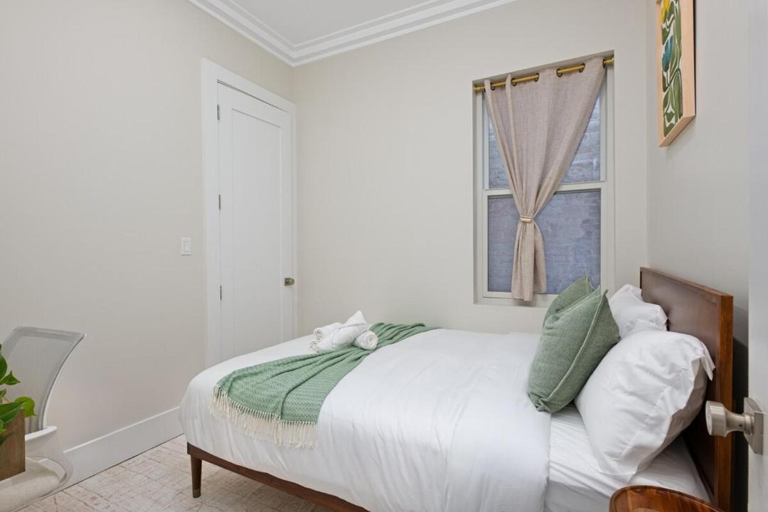 Photo of Bedroom in McGinley Square