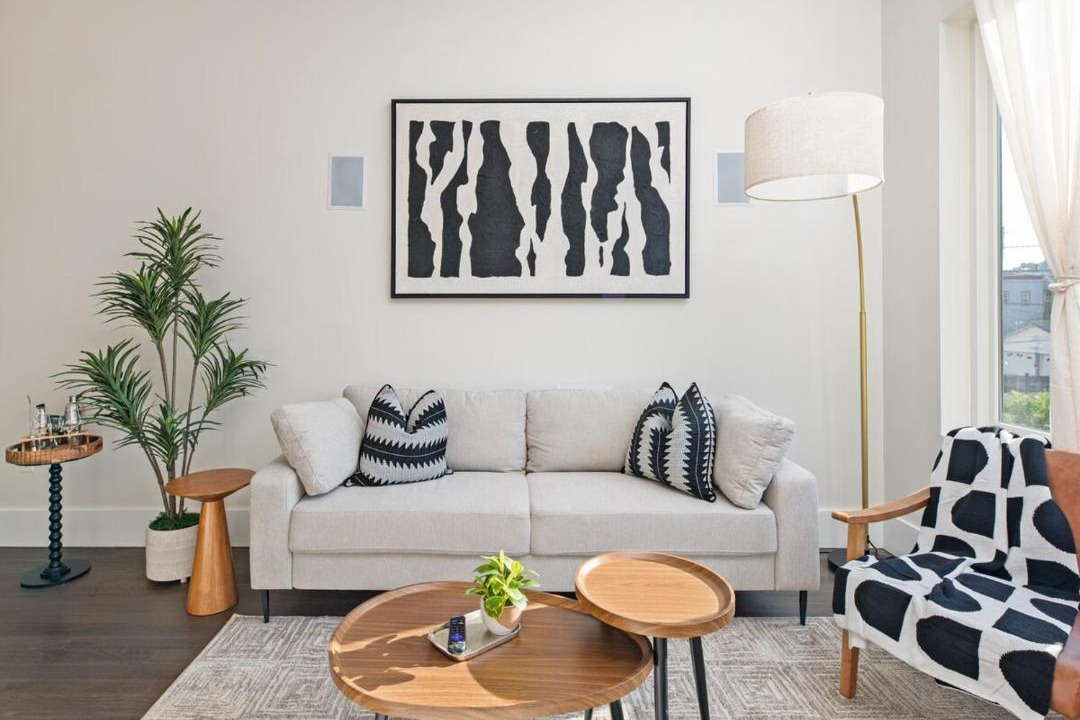 Photo of Livingroom in McGinley Square