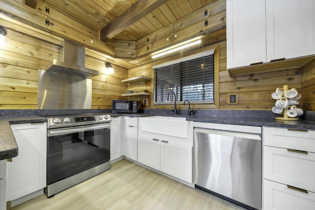 Photo of Kitchen in Piney Island