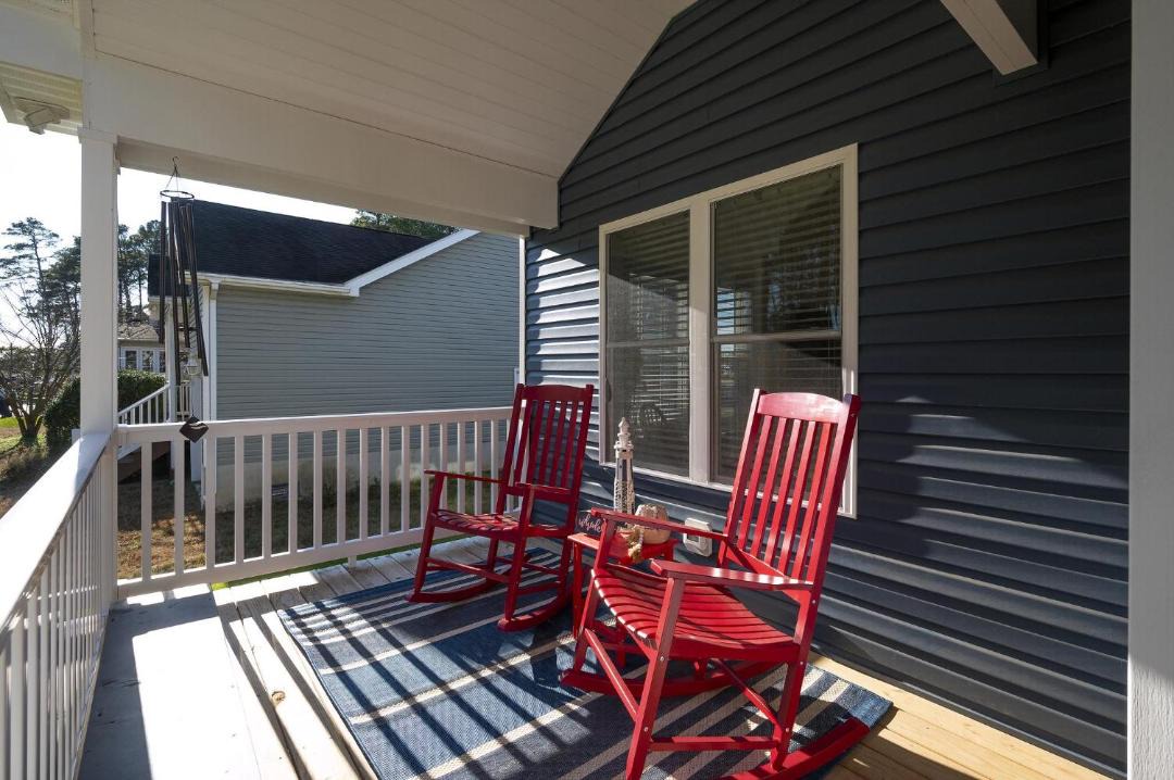 Photo of Patio Balcony in Captain's Cove