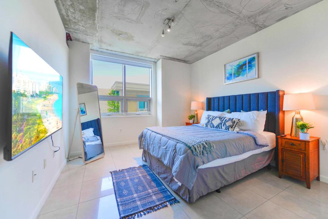 Photo of Bedroom in Midtown