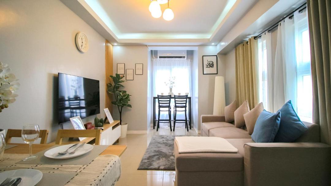 Photo of Livingroom in South Triangle