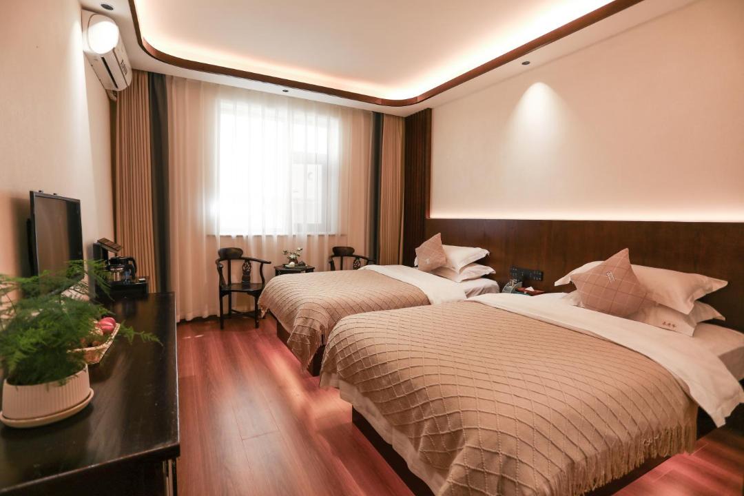 Photo of Bedroom in Dayan Old Town