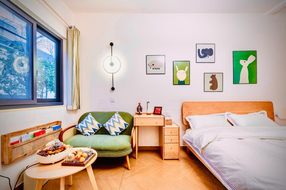 Photo of Bedroom in Downtown Hangzhou