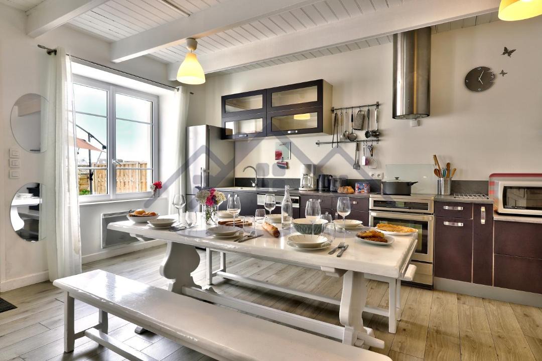 Photo of Kitchen in Treffiagat