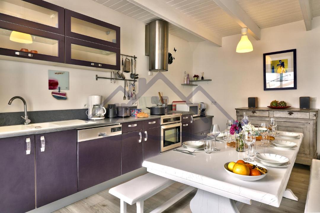 Photo of Kitchen in Treffiagat
