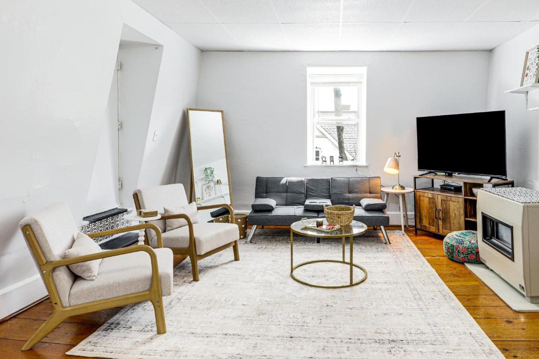 Photo of Livingroom in Worcester