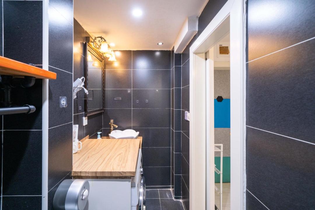 Photo of Bathroom in Xujiahui