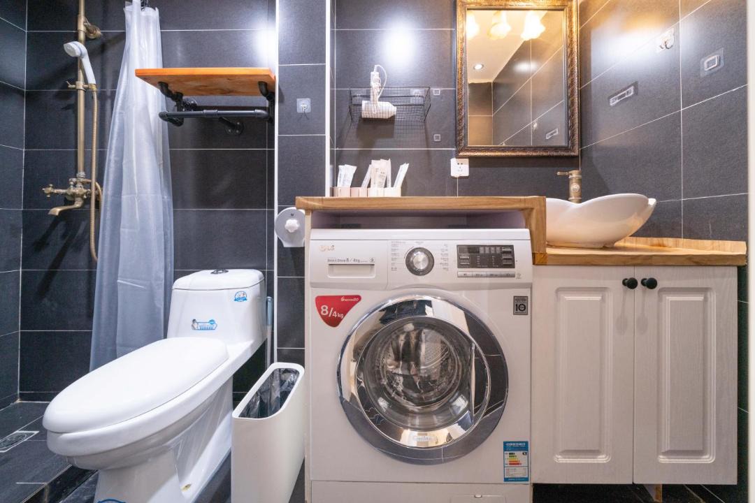 Photo of Bathroom in Xujiahui