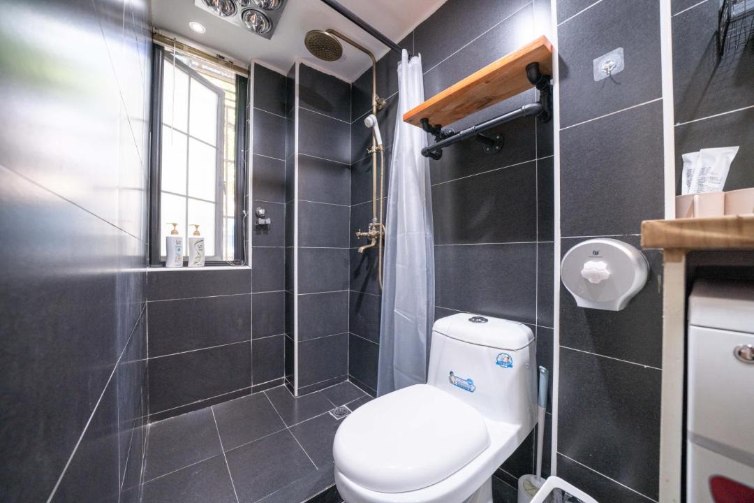 Photo of Bathroom in Xujiahui