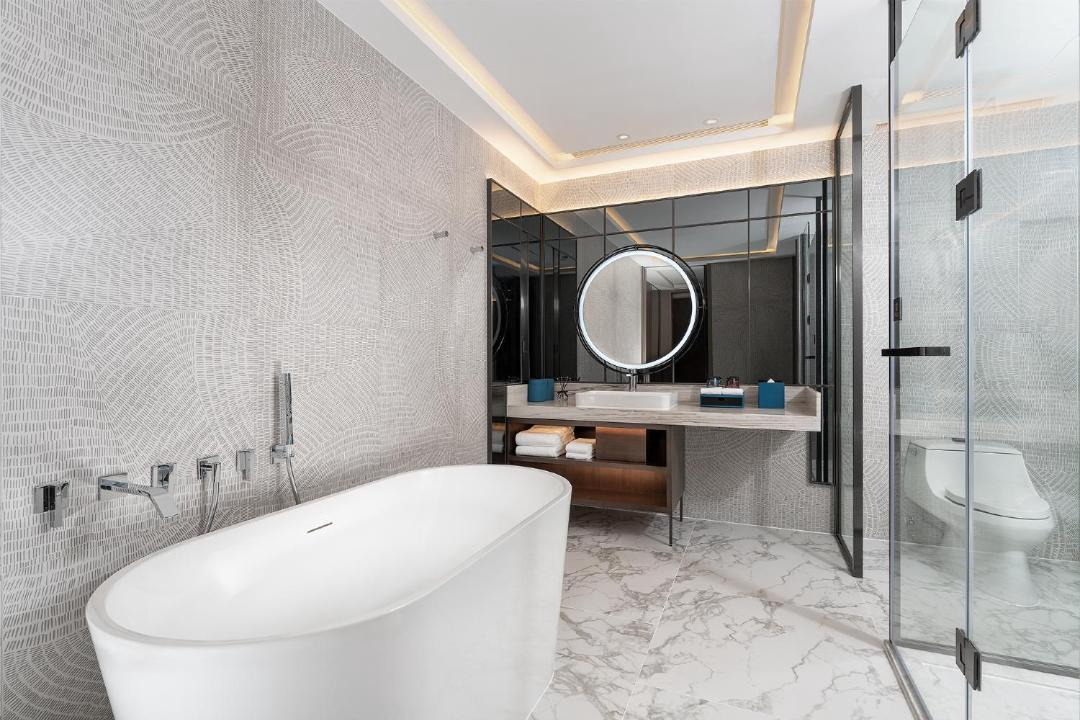 Photo of Bathroom in Longmen County