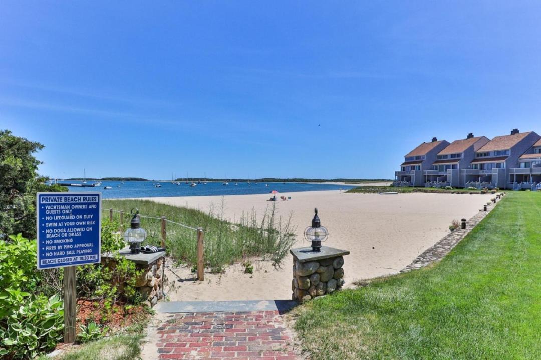 Photo of Others in Hyannis