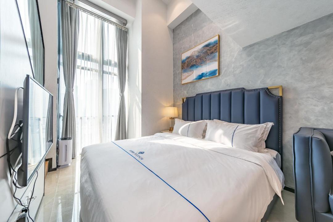Photo of Bedroom in Huaqiang North
