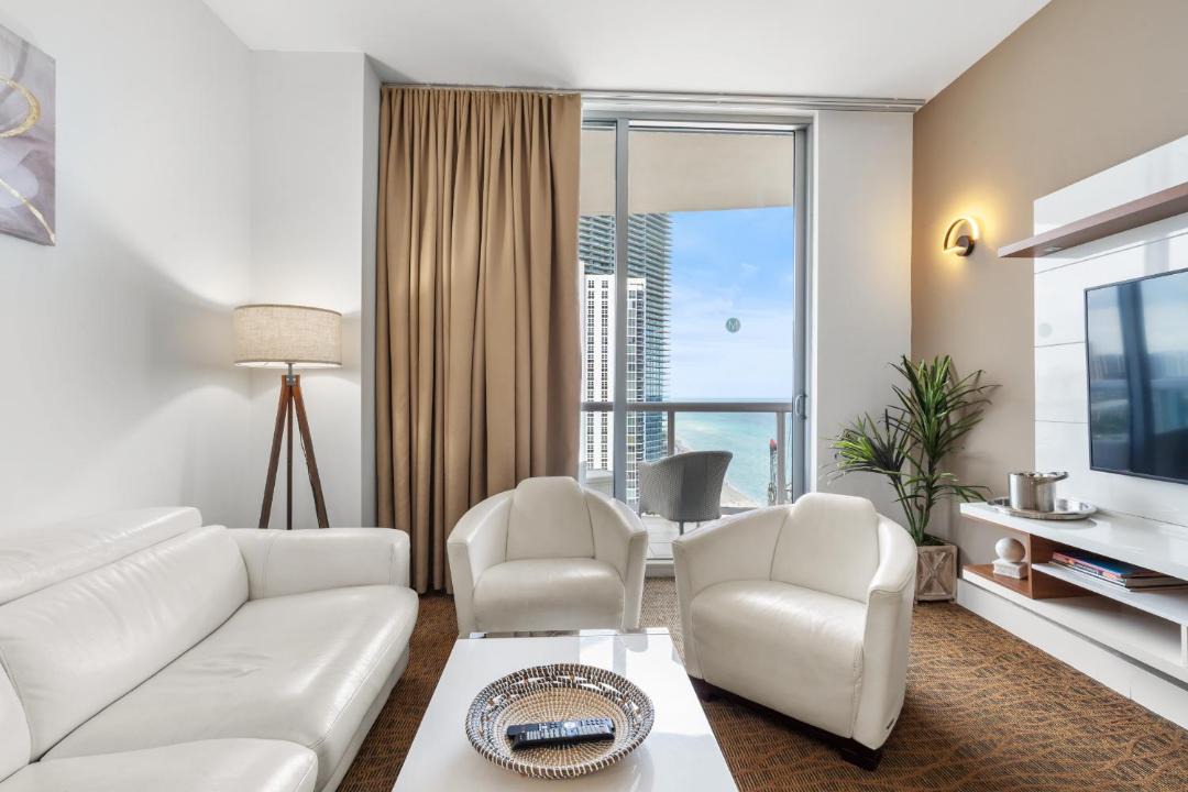 Photo of Others in Sunny Isles Beach