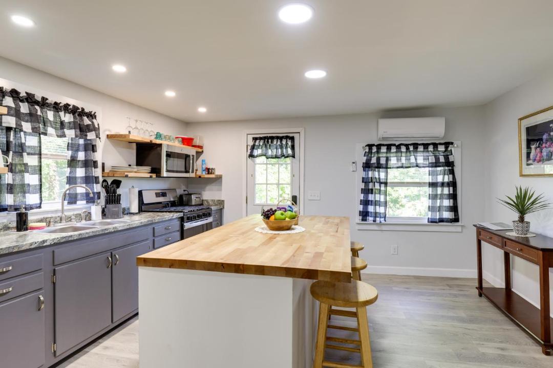 Photo of Kitchen in Watkins Glen