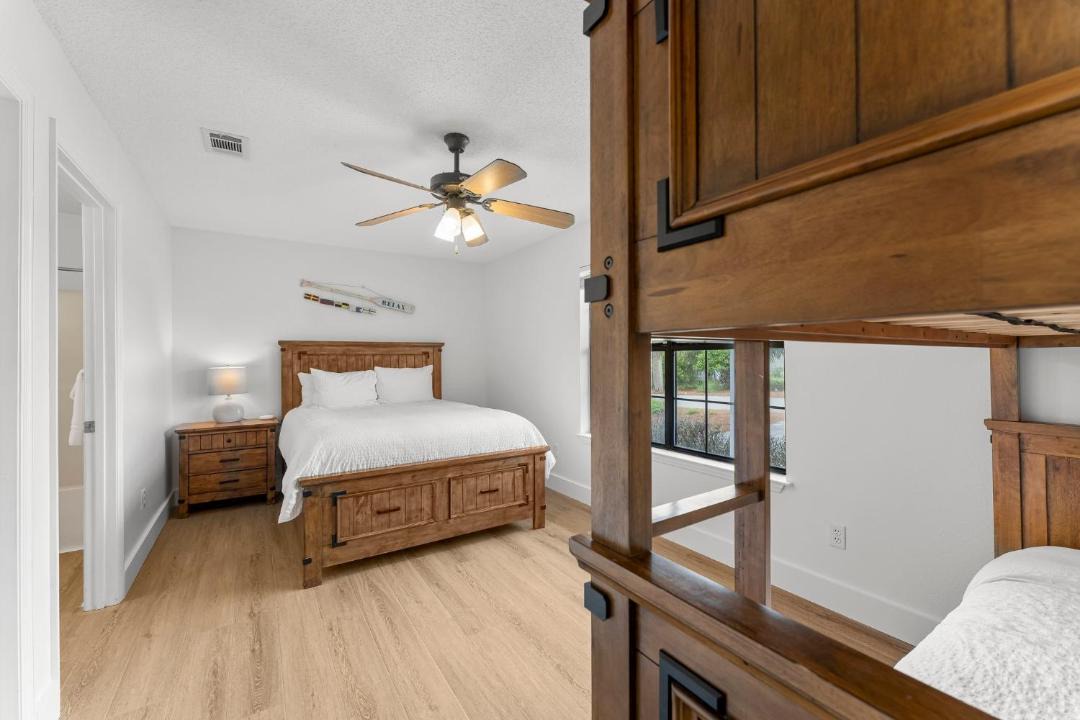 Photo of Bedroom in Seacrest