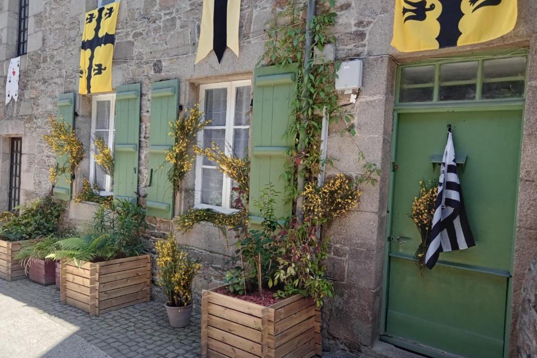 Photo of Others in Treguier