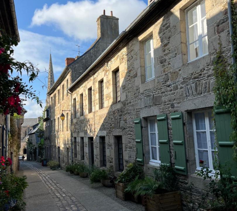Photo of Buildings in Treguier