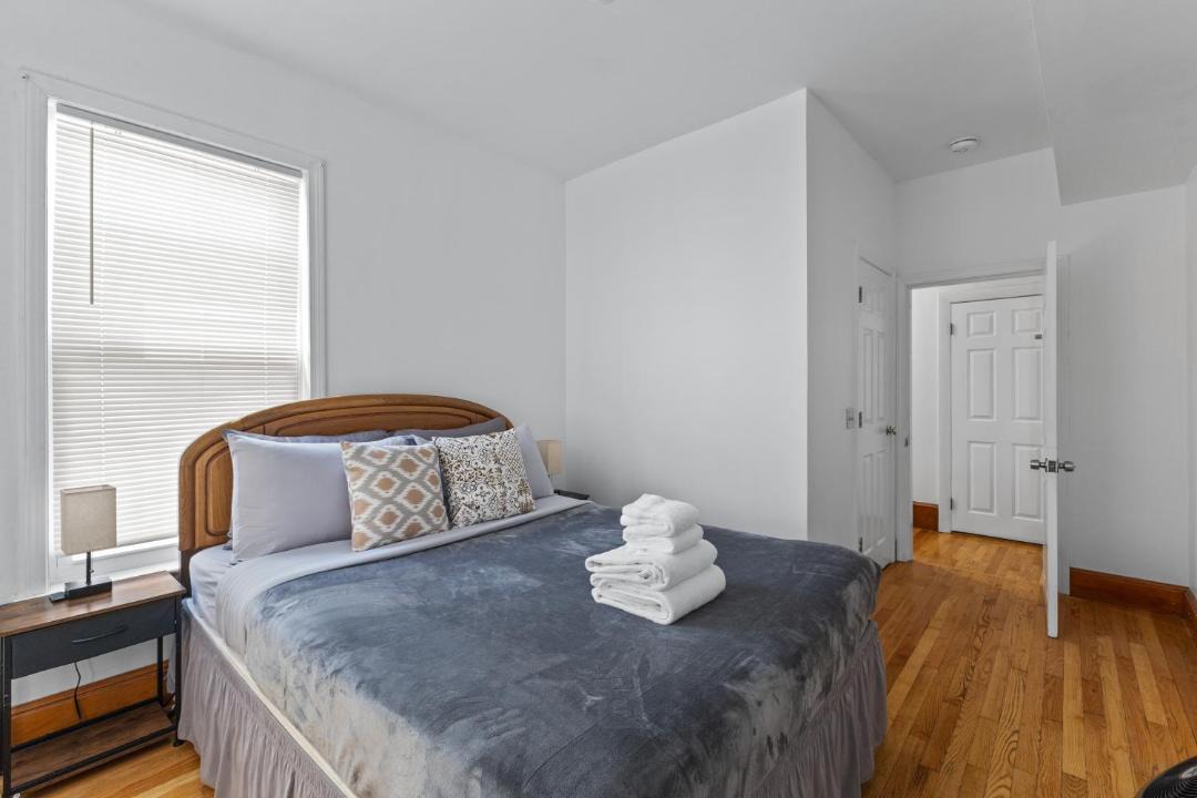 Photo of Bedroom in Malden