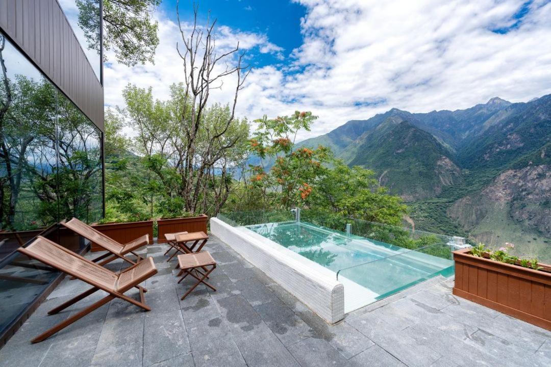 Photo of Patio Balcony in Garze