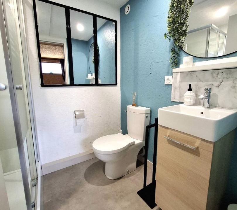 Photo of Bathroom in Langueux