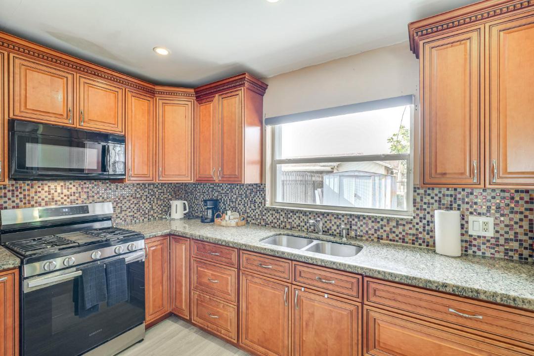 Photo of Kitchen in Sunrise
