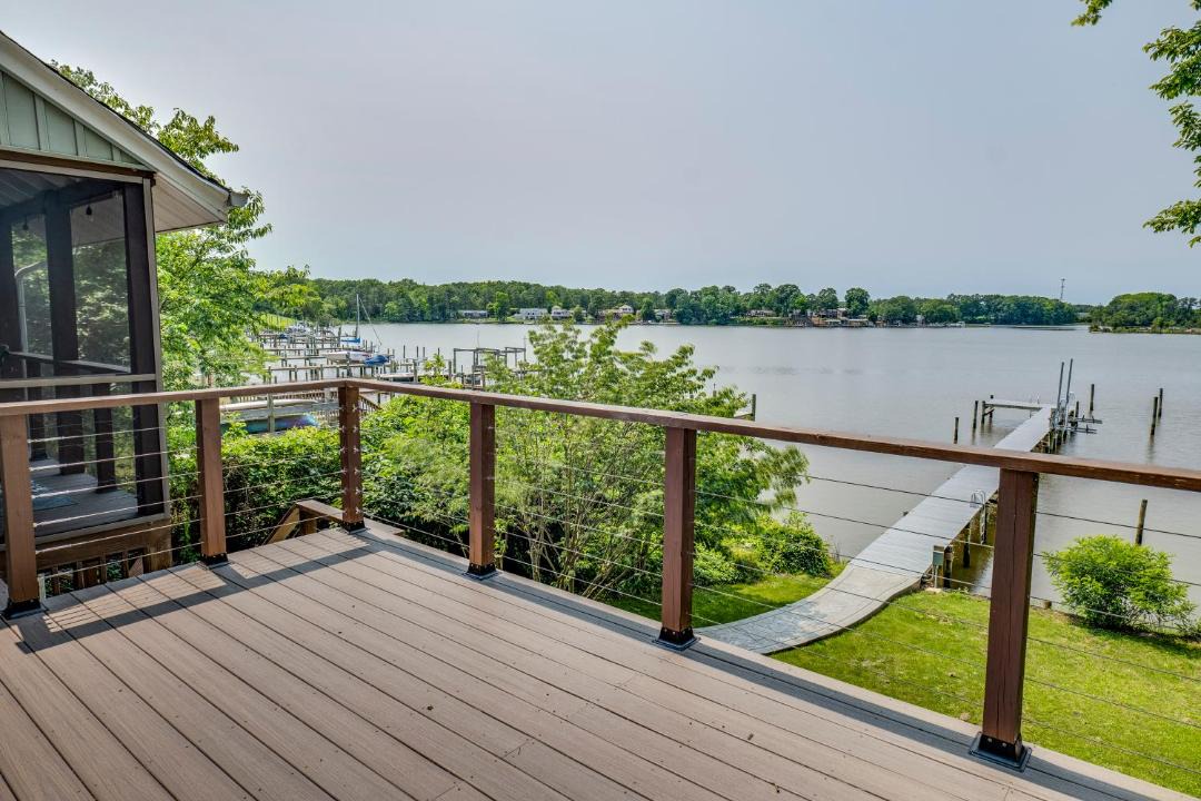 Photo of Patio Balcony in Colonial Beach
