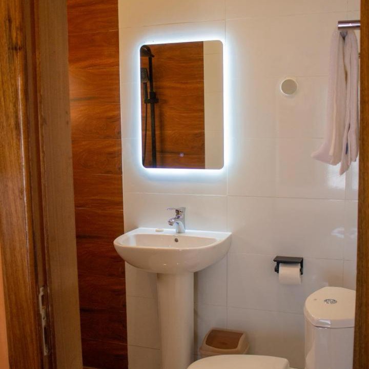 Photo of Bathroom in Pointe-Noire
