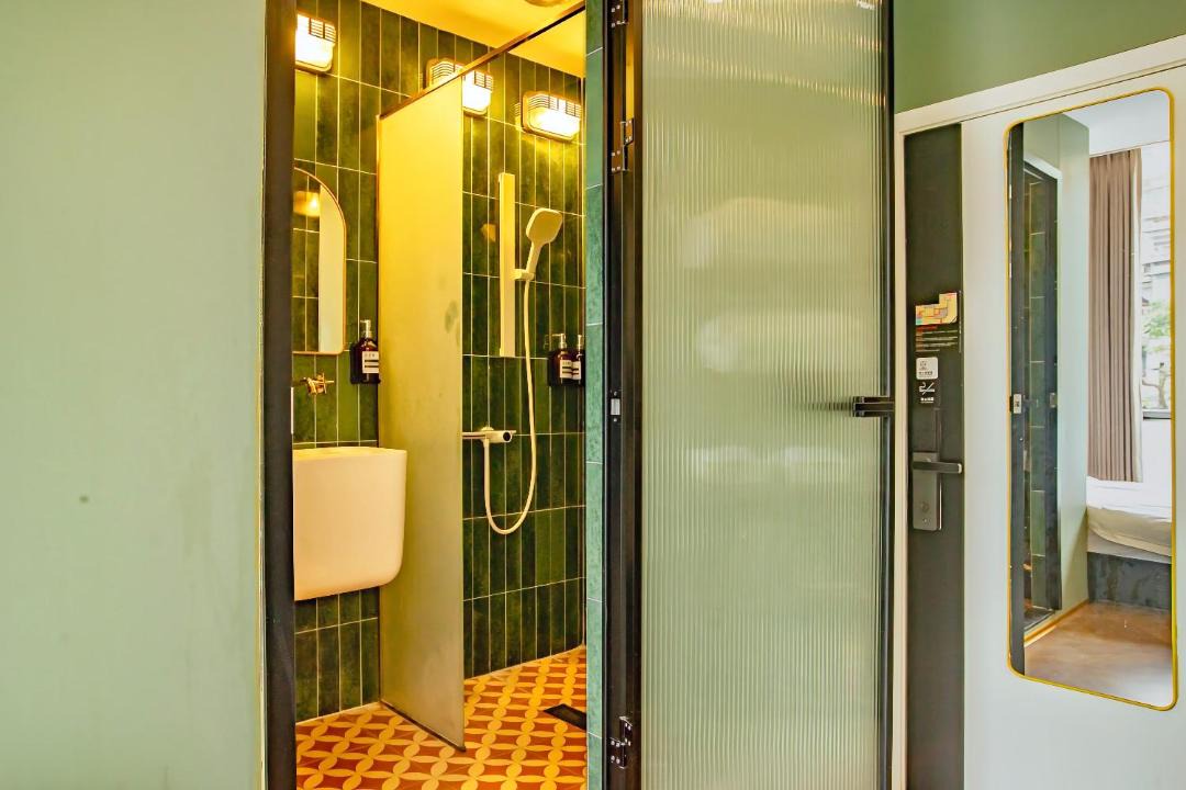 Photo of Bathroom in Beijing Road