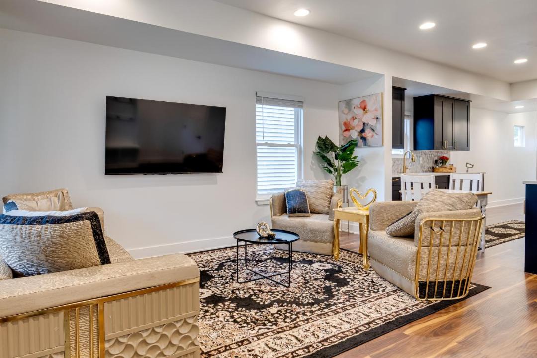 Photo of Livingroom in Mapleton/Fall Creek