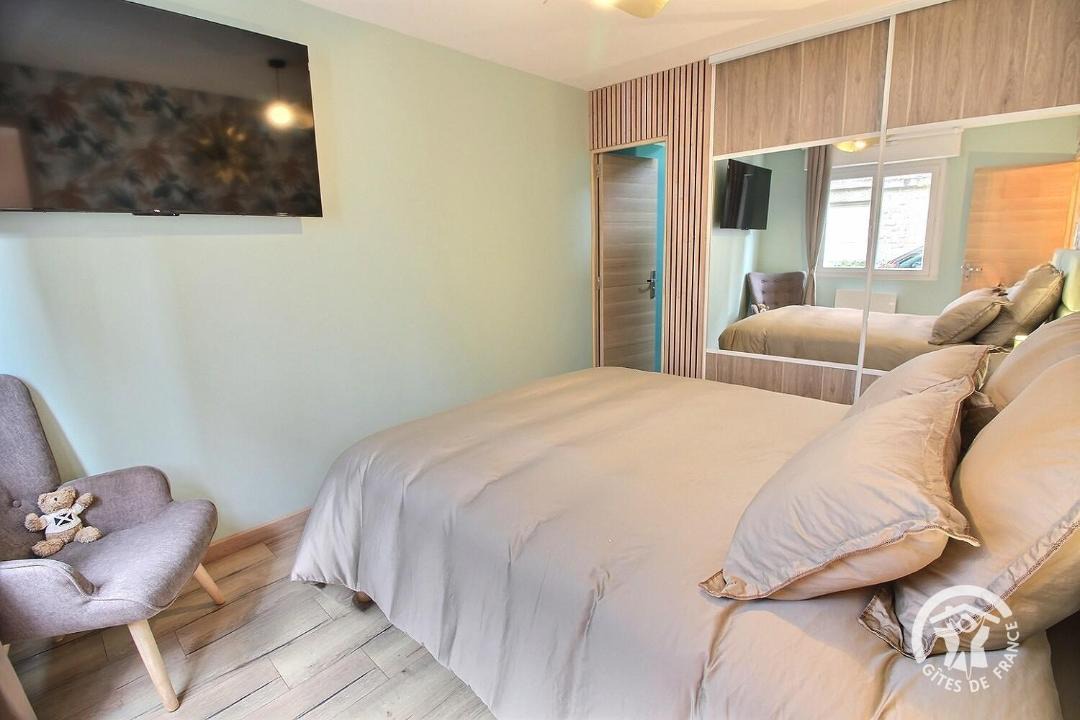 Photo of Bedroom in Dinan