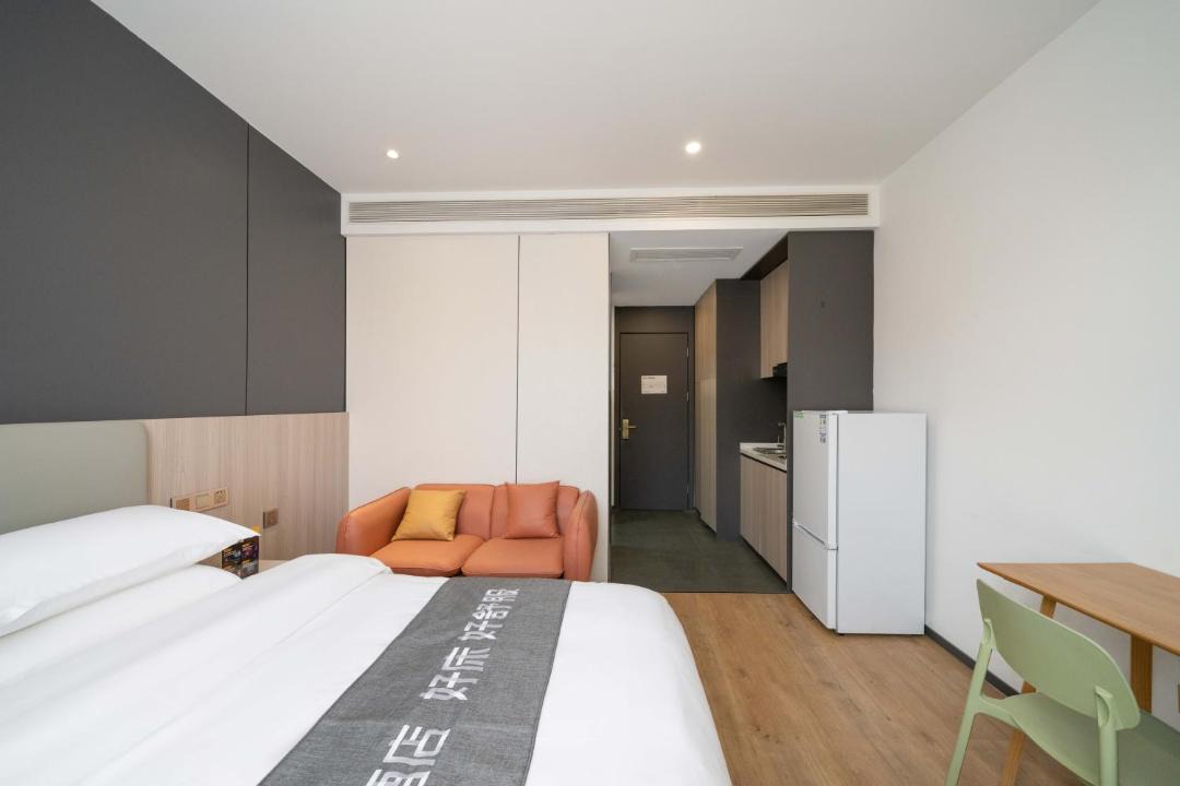 Photo of Bedroom in Putuo