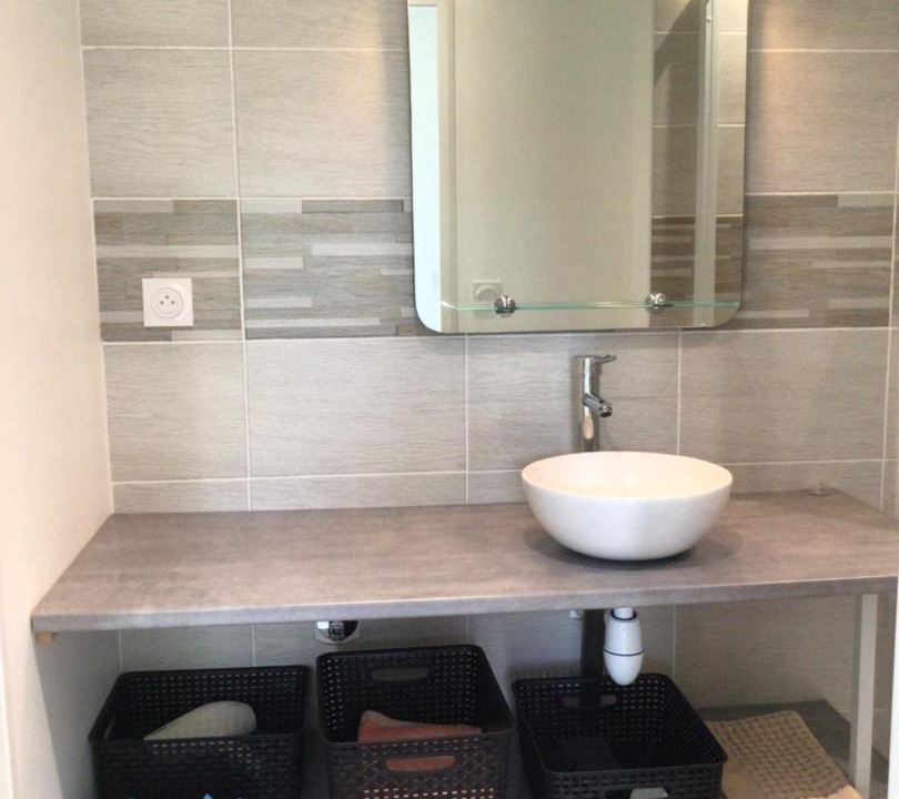 Photo of Bathroom in Ploumagoar