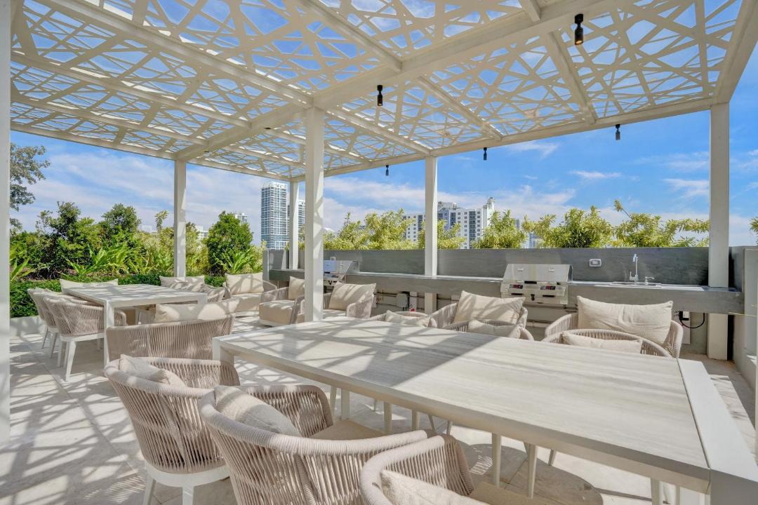 Photo of Patio Balcony in North Beach