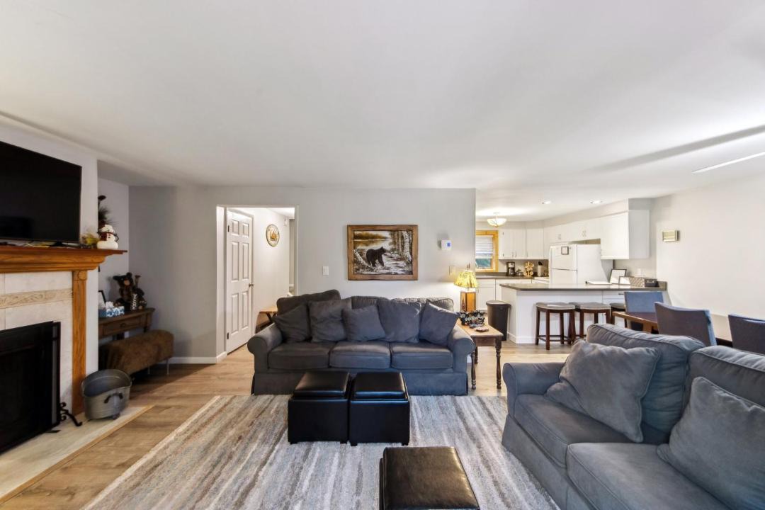 Photo of Livingroom in North Creek