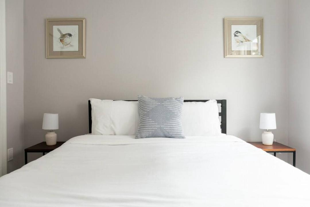 Photo of Bedroom in Theatre District
