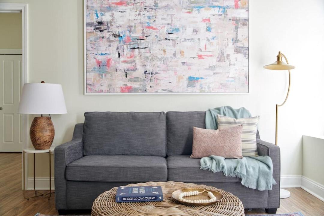 Photo of Livingroom in Boston Financial District