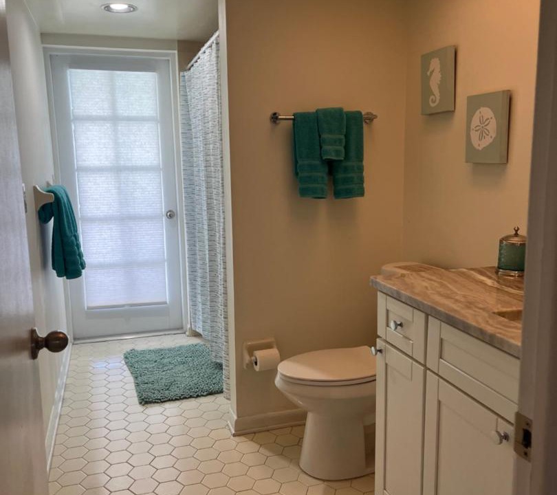Photo of Bathroom in Yacht Club