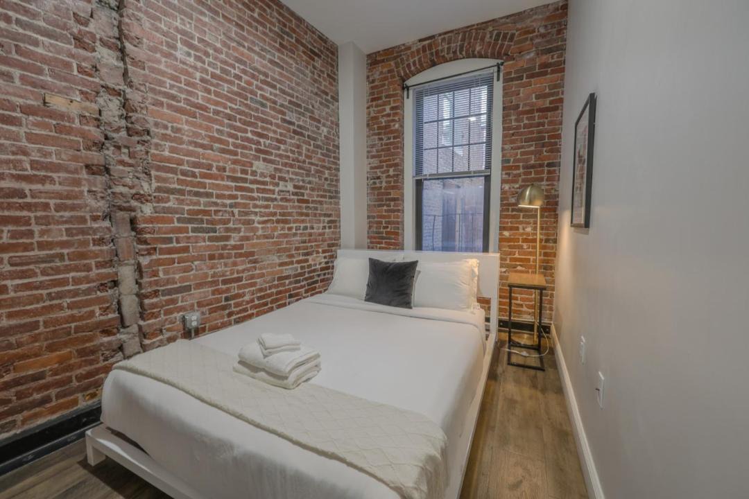 Photo of Bedroom in Downtown Boston