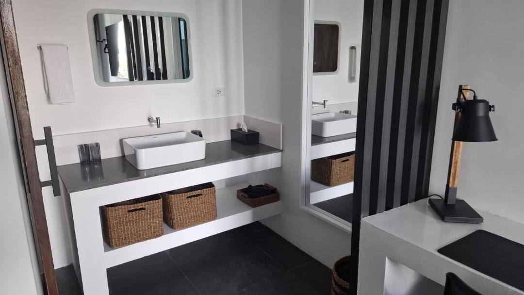 Photo of Bathroom in Basdiot