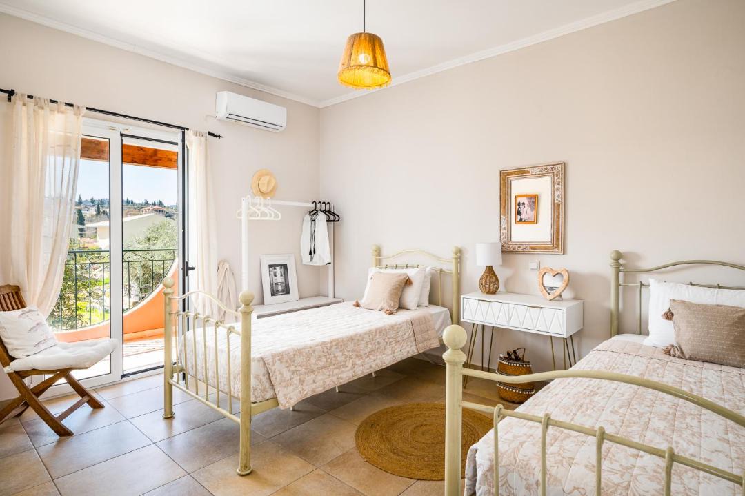 Photo of Bedroom in Ipsos