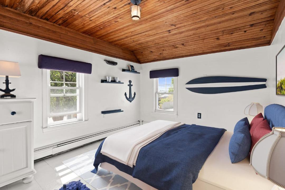 Photo of Bedroom in Newbury