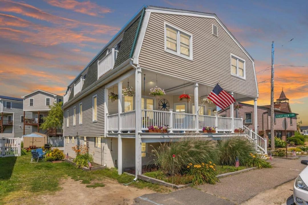 Photo of Others in Salisbury Beach