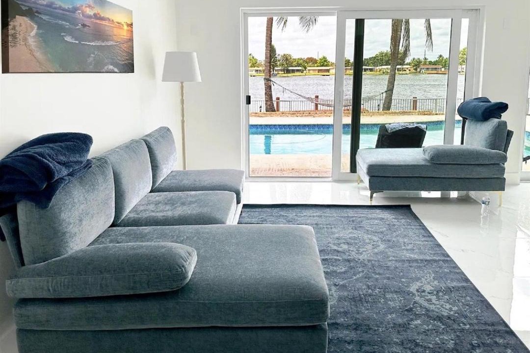 Photo of Livingroom in Pembroke Pines