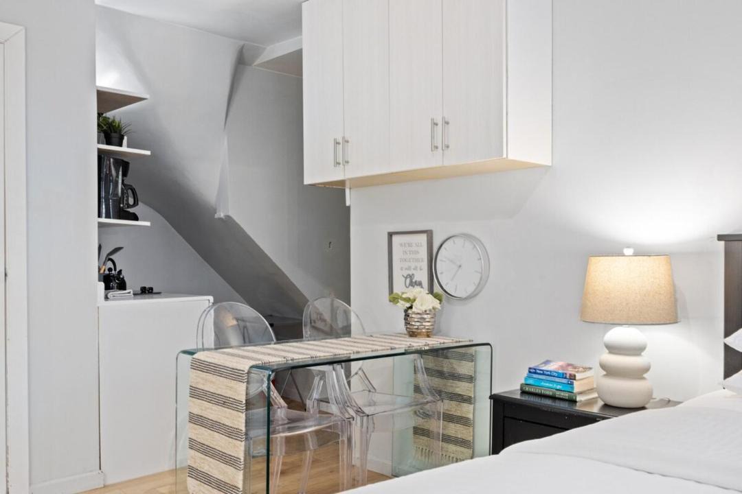 Photo of Bedroom in Midtown West