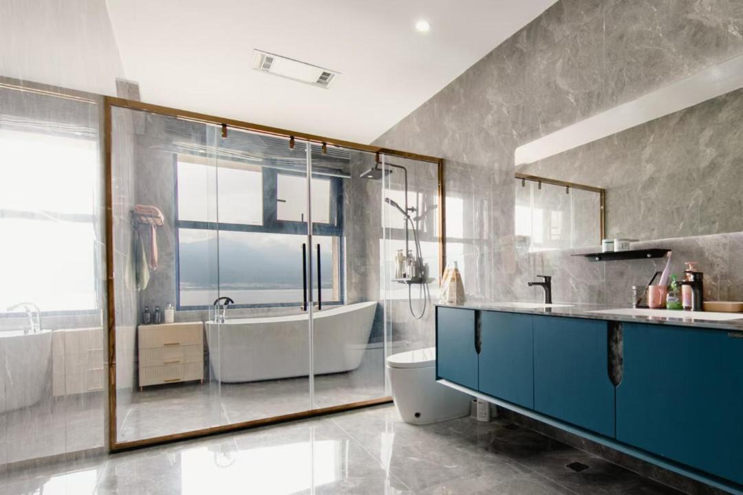 Photo of Bathroom in Xiaguan