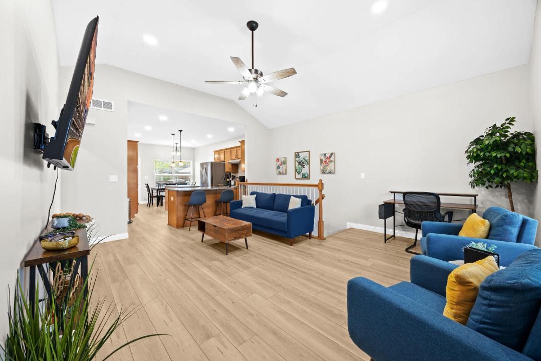 Photo of Livingroom in Clarksville
