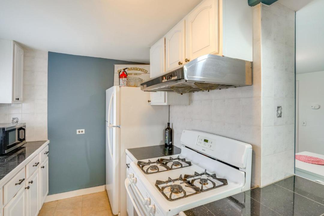 Photo of Kitchen in Lee