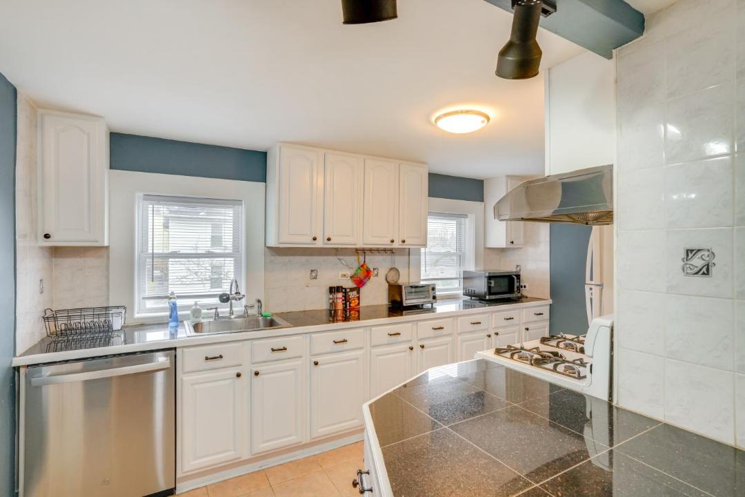 Photo of Kitchen in Lee
